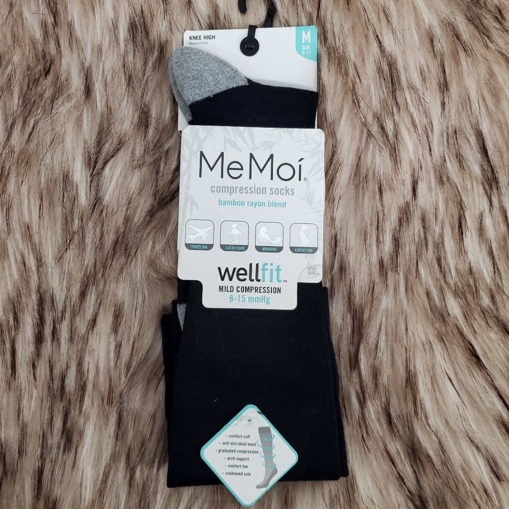 MEMOÍ Well fit Black Compression Socks